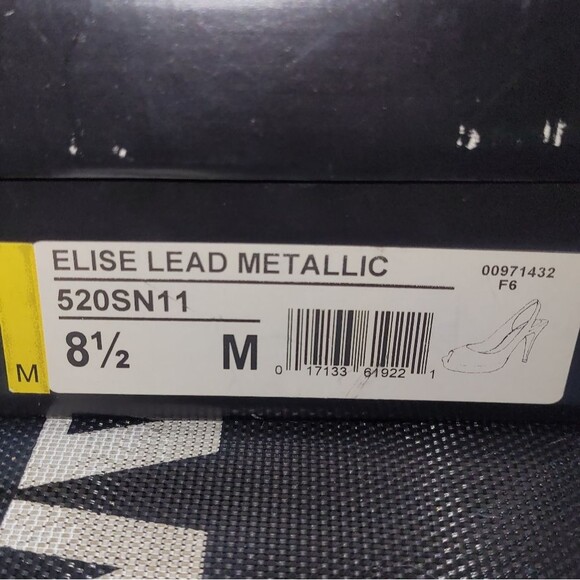 Carlos Santana Elise Lead Metallic Heels in Silver/Pewter EUC Size 8.5 - Picture 8 of 8